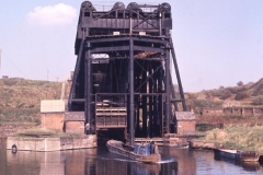12 Anderton Lift pre-closure with BW Work Boat