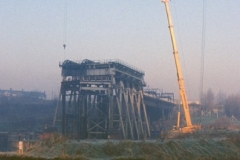 16 Crane Lifting Gears off Anderton Lift